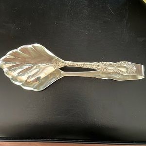 Vtg Exquisite Gorham silver tongs. Minor vintage signs of use. For cake biscuit